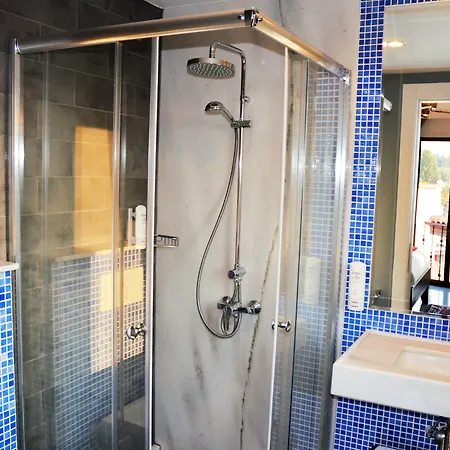 Ayasoluk & Restaurant מלון