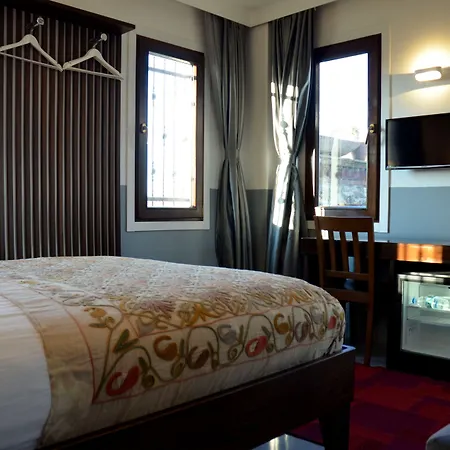 Ayasoluk Hotel & Restaurant Hotel