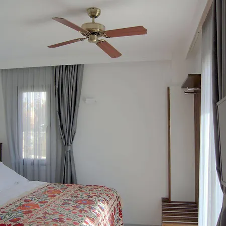 Ayasoluk Hotel & Restaurant Hotel