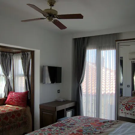 Hotel Ayasoluk & Restaurant 2*