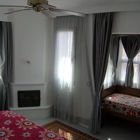 Hotel Ayasoluk & Restaurant 2*